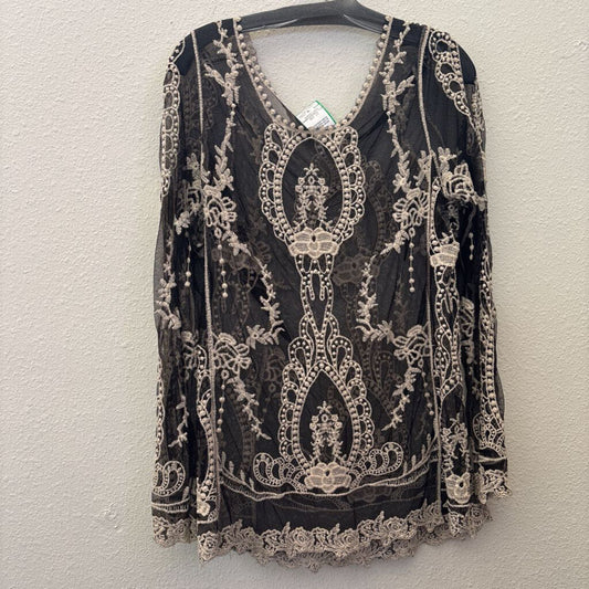 NOW & FOREVER,SHEER LACE EMBROIDERED TOP,BLK ,LG