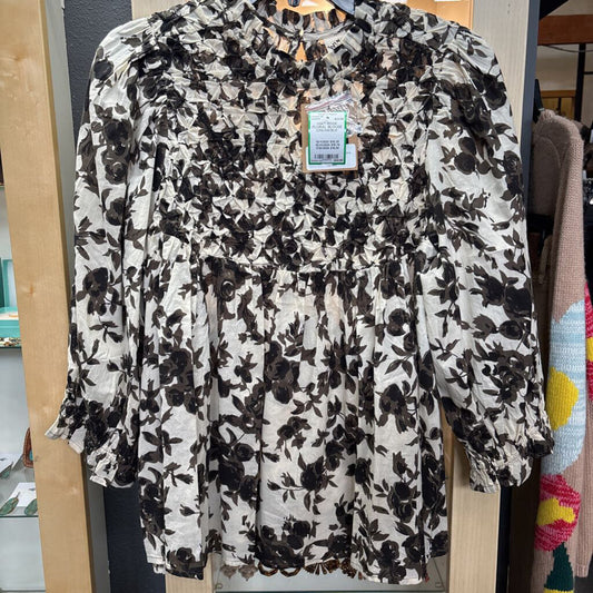 IVY JANE,NWT ROSE FLORAL BLOUSE,CREAM/BLK