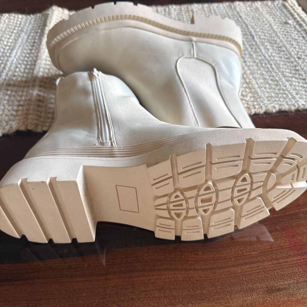 AMERICAN EAGLE,New Chelsea boot,Ivory,9