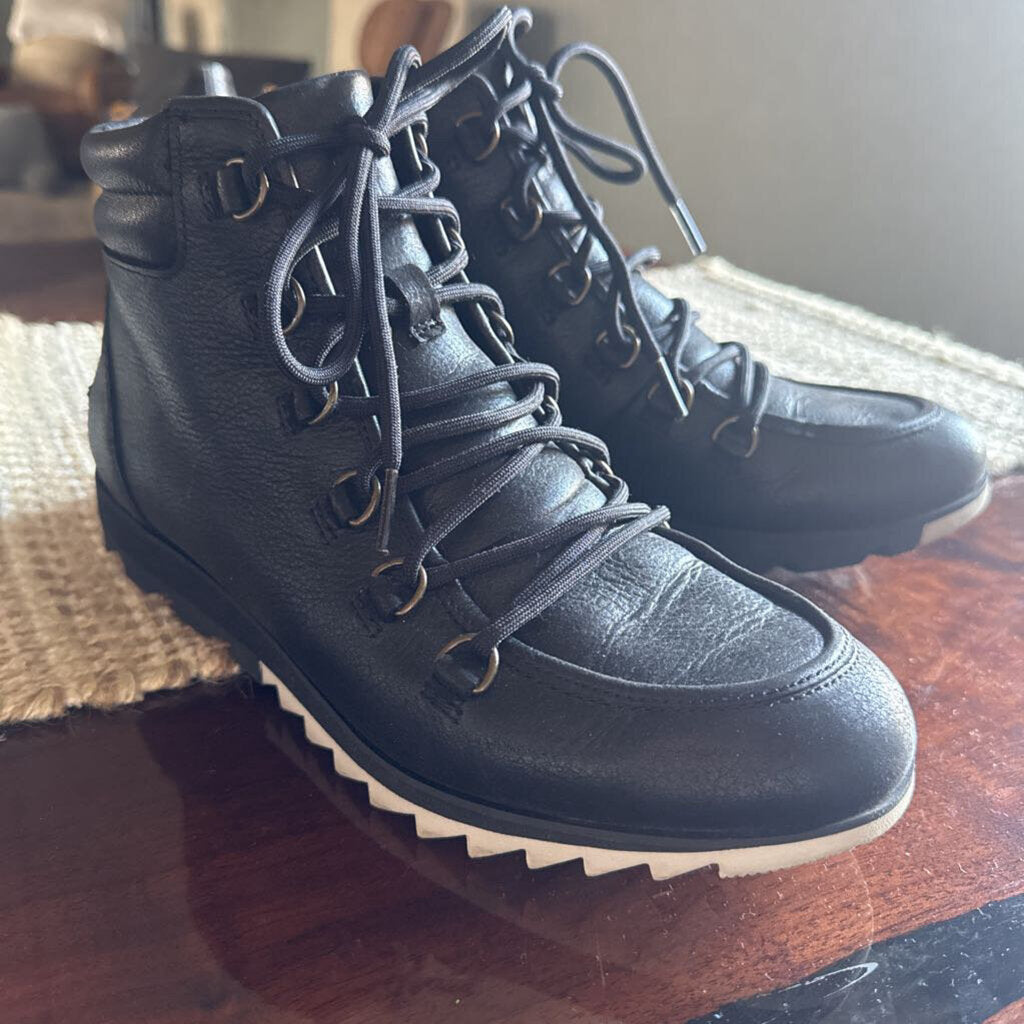 SORRELL,Leather lace up boot ,Black ,9