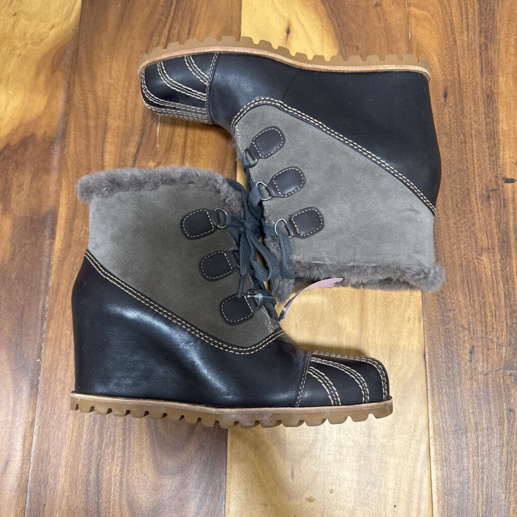 UGG,UGG LEATHER WEDGE BOOT ,BROWN,8.5