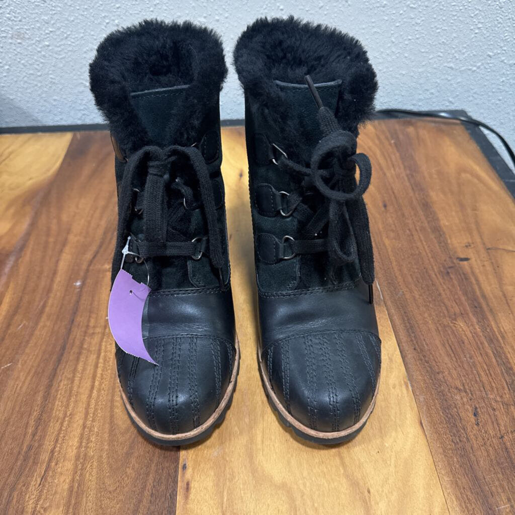 UGG,UGG LEATHER WEDGE BOOT ,BLK ,8.5