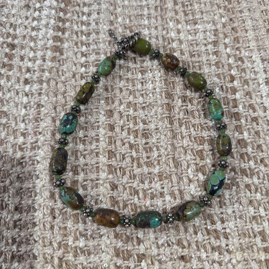 NO LABEL,Chunky Graduated Turquoise Necklace with sterling silver,Turquoise silver