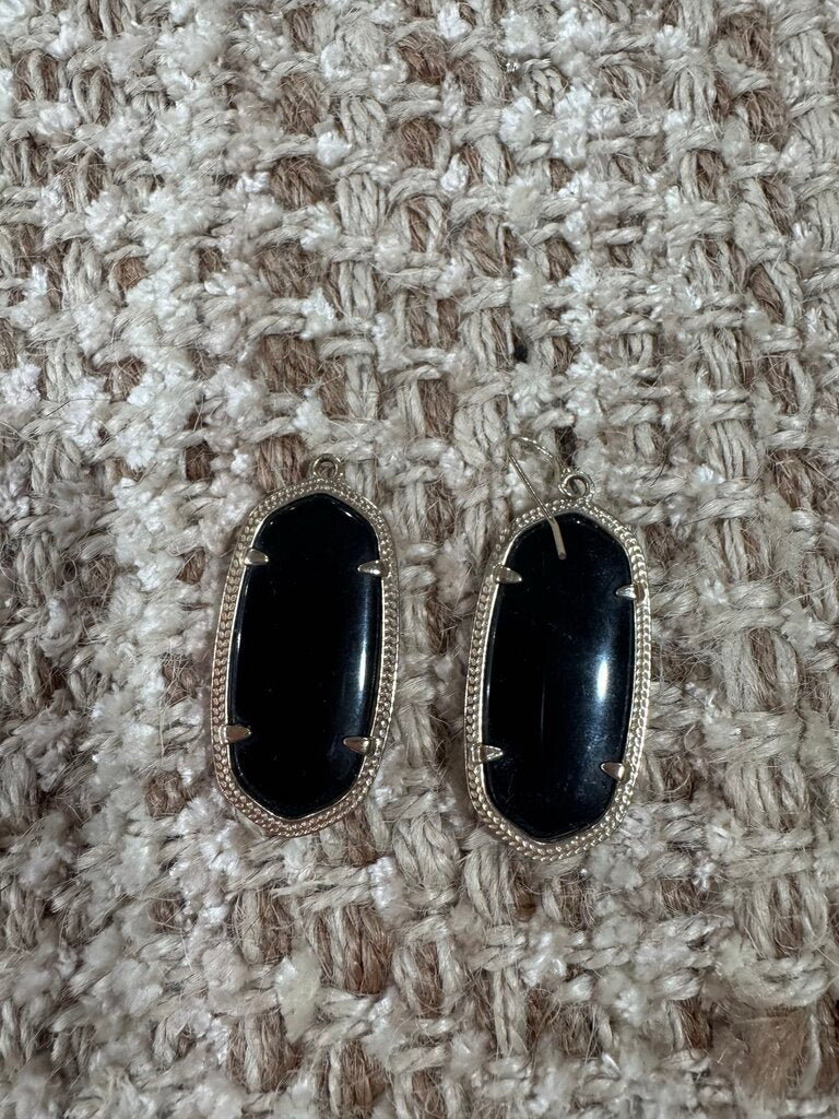 KENDRA SCOTT,Ks pendant earring ,Gold blk