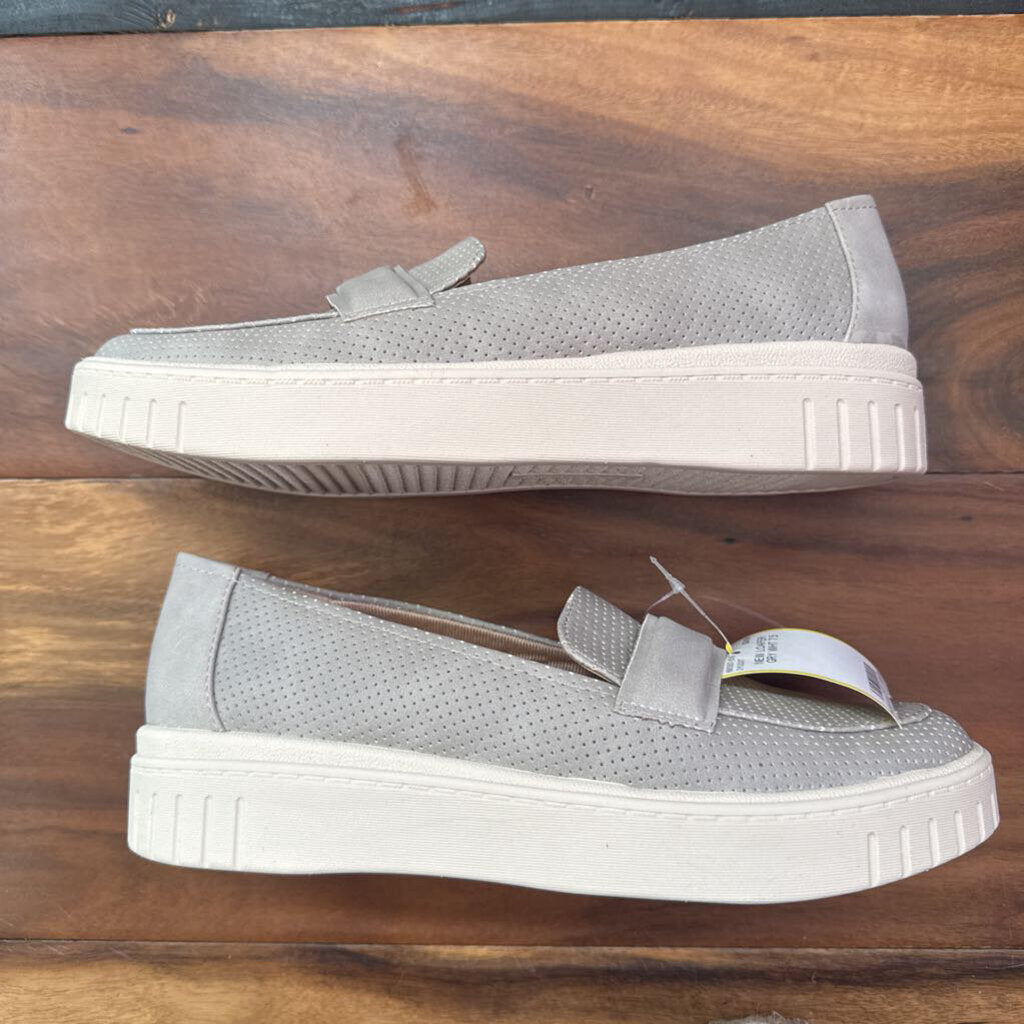 LIFE STRIDE,NEW LOAFER ,GRY WHT,7.5