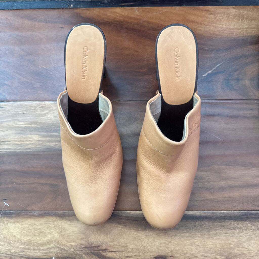 CALVIN KLEIN,MULE HEEL ,CAMEL ,8