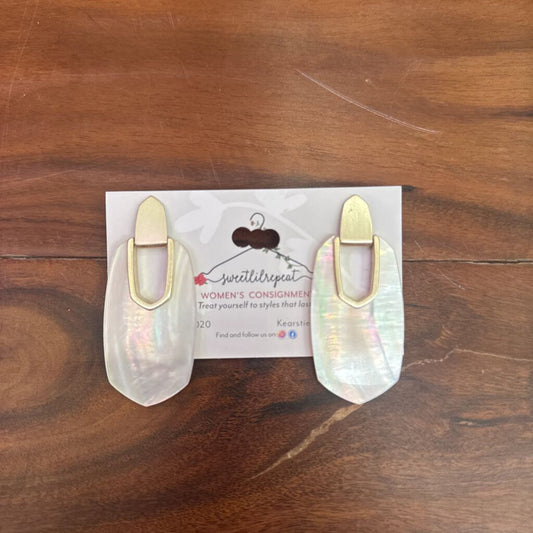 KENDRA SCOTT,KS MOTHER OF PEARL EARRING ,GOLD PEARL