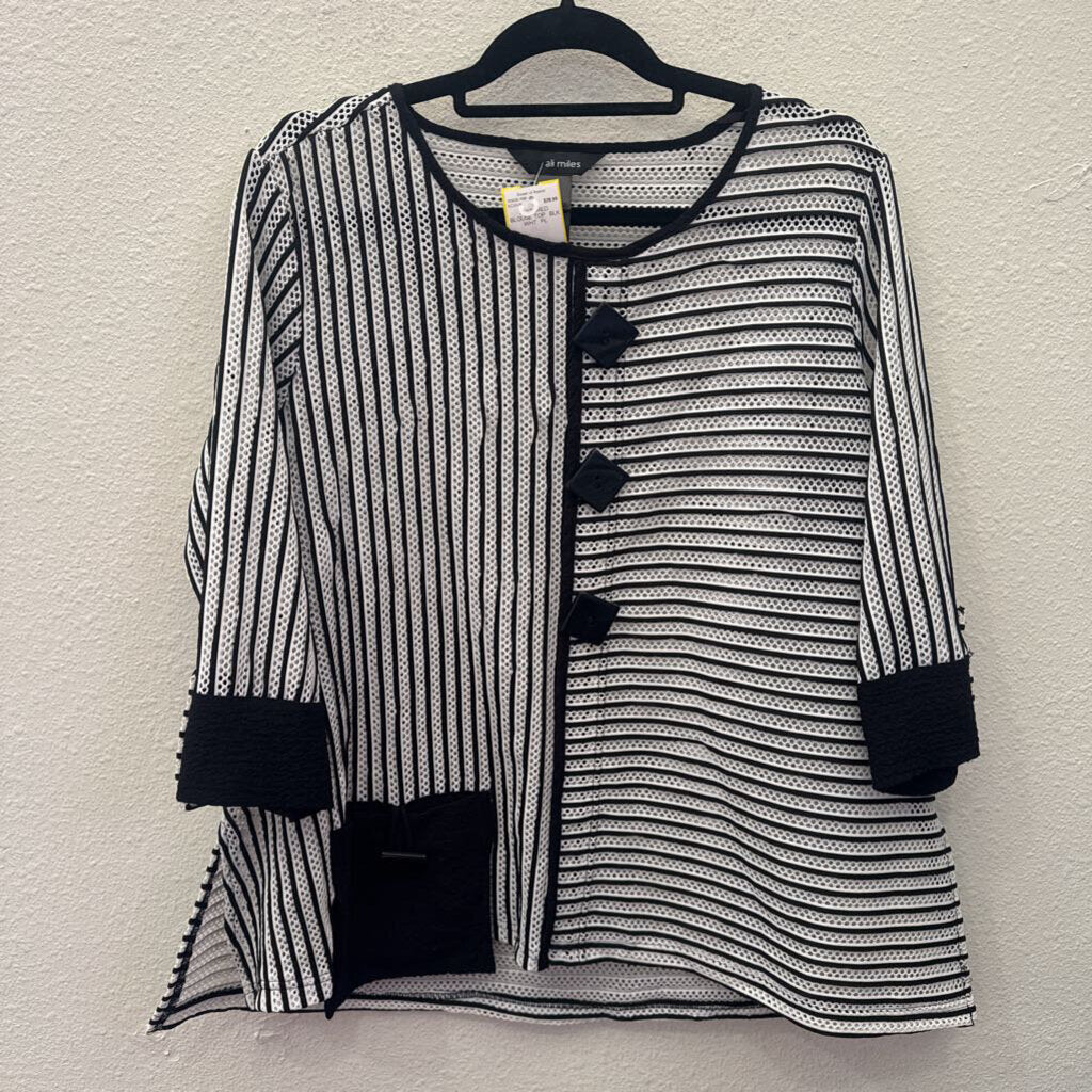 ALI MILES,TEXTURED BLOUSE TOP ,BLK WHT ,PL