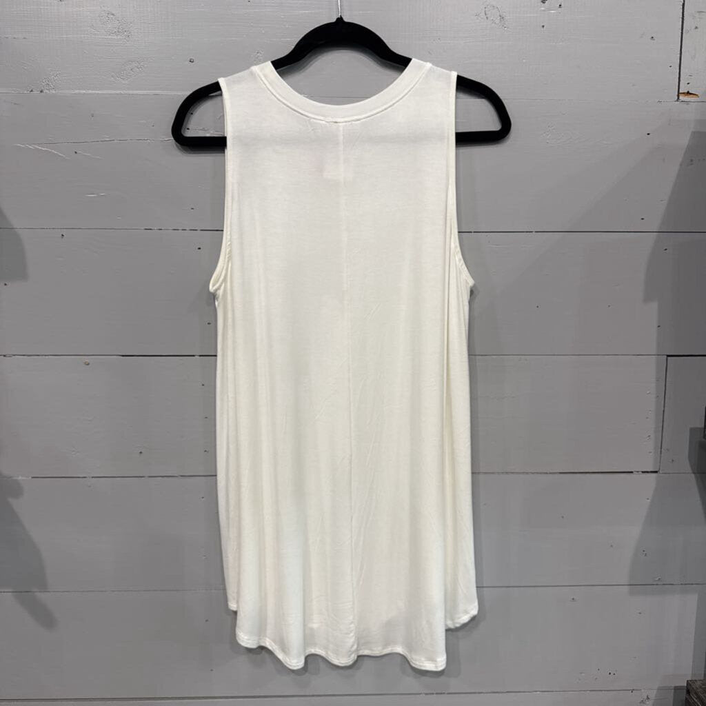 ZENANA,NWT TUNIC TANK TOP ,WHT,L