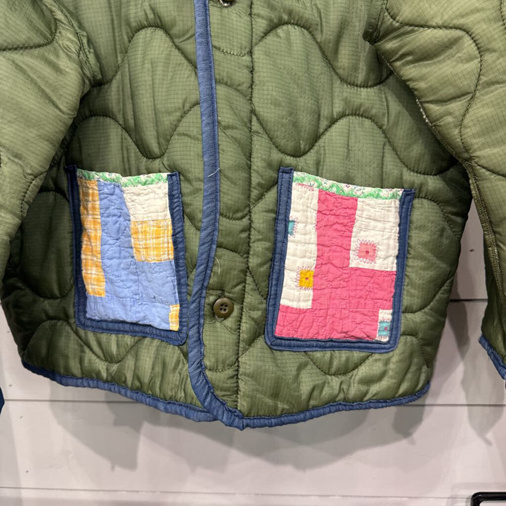QUILTED THREADS,HANDMADE QUILTED PUFF JACKET ,GREEN
