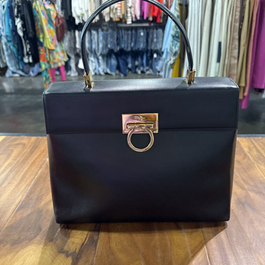 SALVATORE FERRAGAMO,AUTHENTIC SF HANDBAG,BLK GOLD