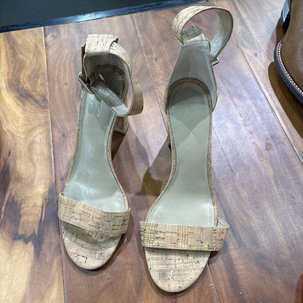 ANN TAYLOR,WEDGE ANKLE SANDAL CORK,TAN,8.5
