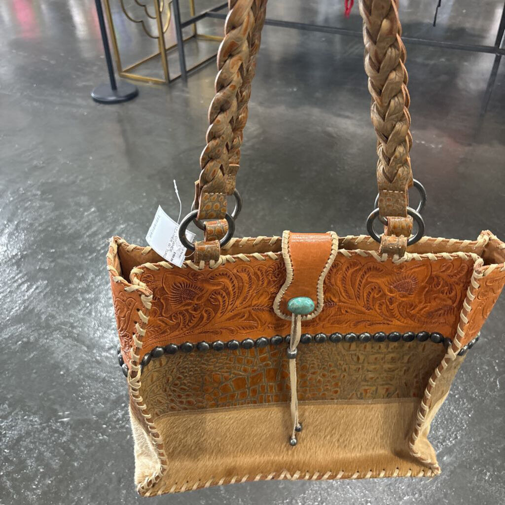 PAIGE WALLACE,COWHIDE LEATHER W/ TURG