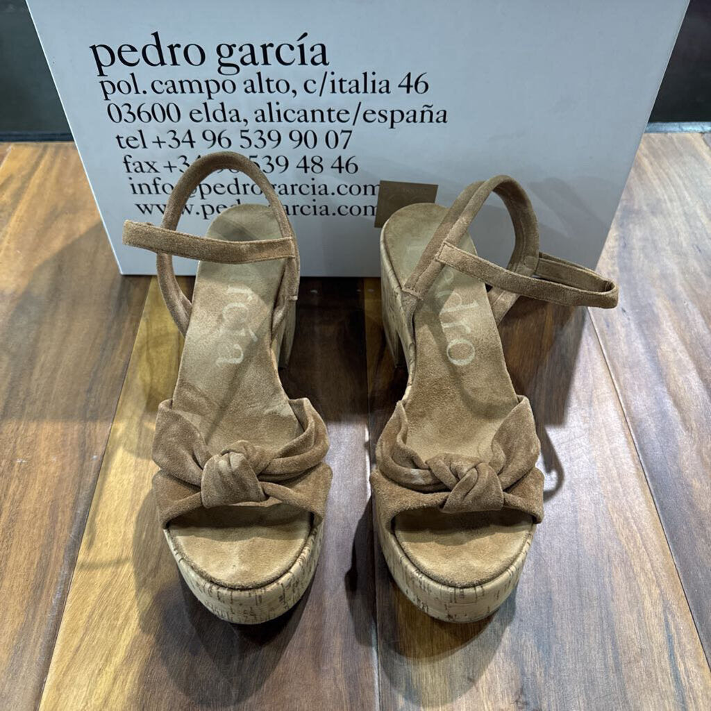 GARCIA,CORKHEEL RETAIL $575,TAN BRN ,39