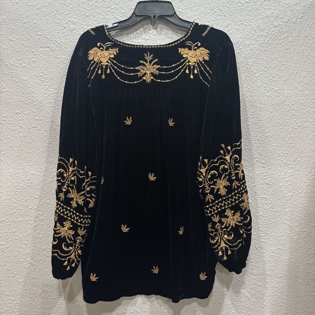 JOHNNY WAS,JWAS VELVET PATTERNED TASSLE TOP ,GOLD BLK ,L