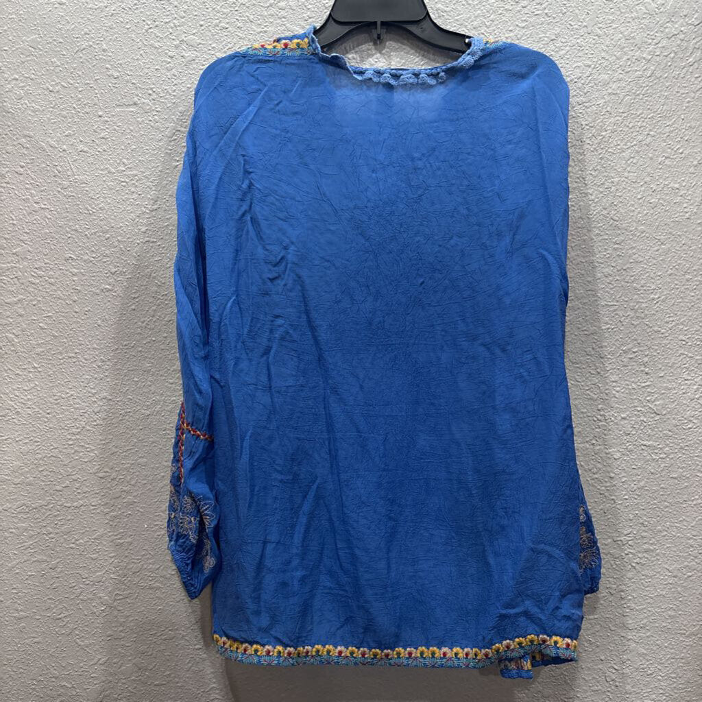 JOHNNY WAS,JWAS SILK LIKE FLORAL TOP,BLUE MULTI,L