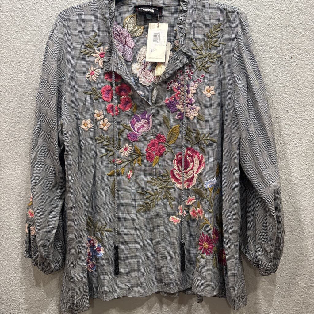 JOHNNY WAS,NWT JWAS FLORAL PLAID TOP ,BLK WHT MULTI ,L