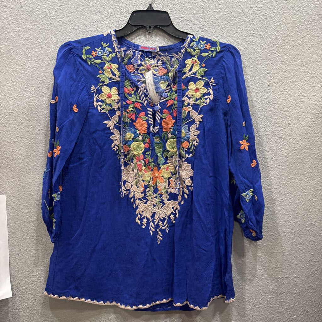 JOHNNY WAS,JWAS FLORAL TOP ,BLUE MULTI ,L