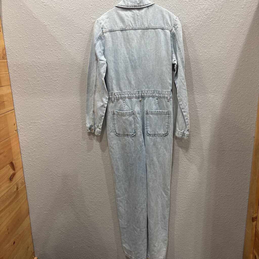 NWT DENIM JUMPSUIT,BLUE,S