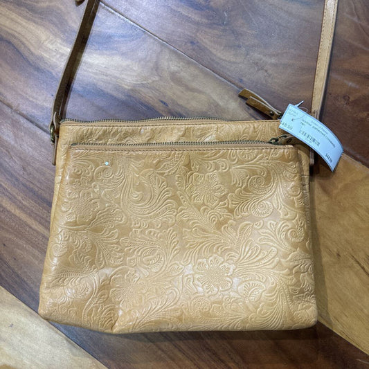 STEVE MADDEN,leather patterned crossbody ,tan