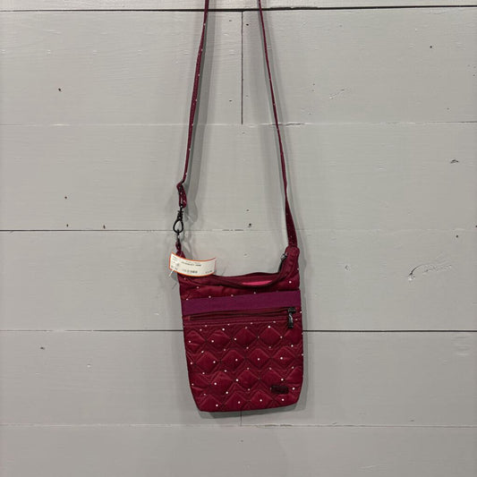 LUG,CROSSBODY,WINE