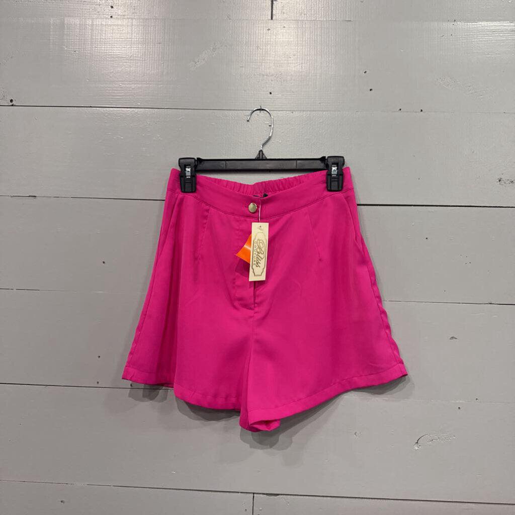 MILK&HONEY,NWT DRESSY SHORTS ,PINK,M