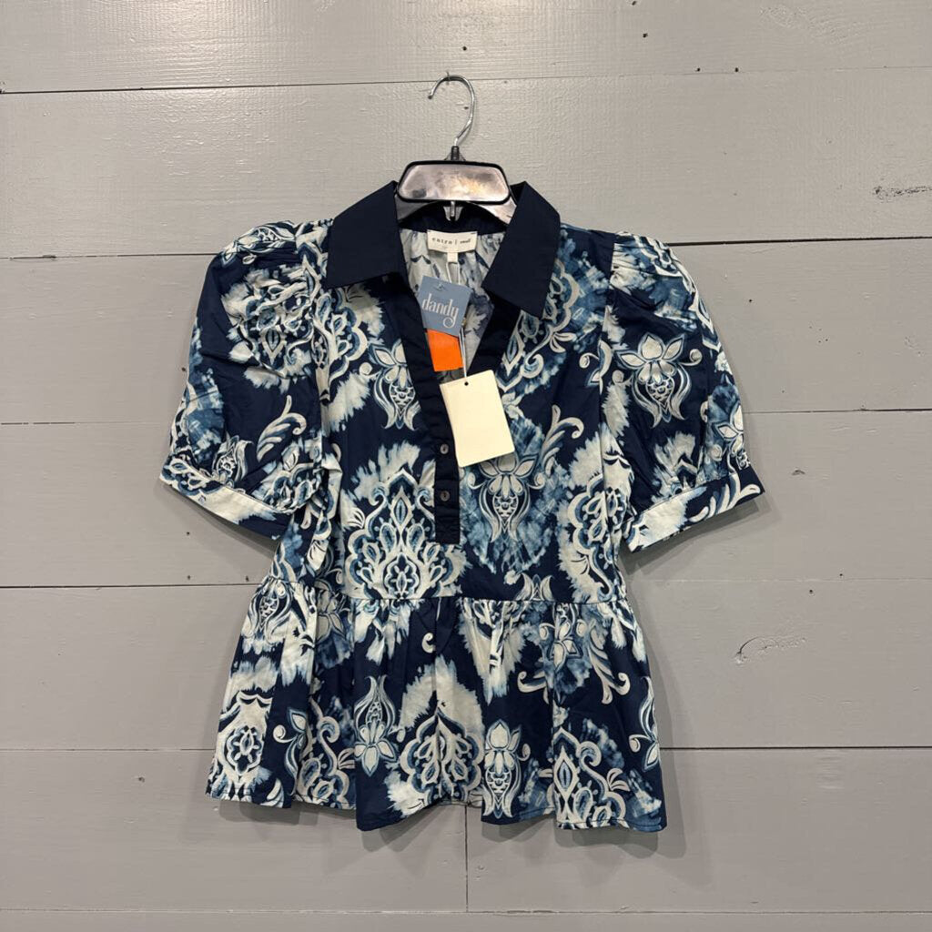 ENTRO,NWT FLORAL TOP ,BLUE WHT ,S