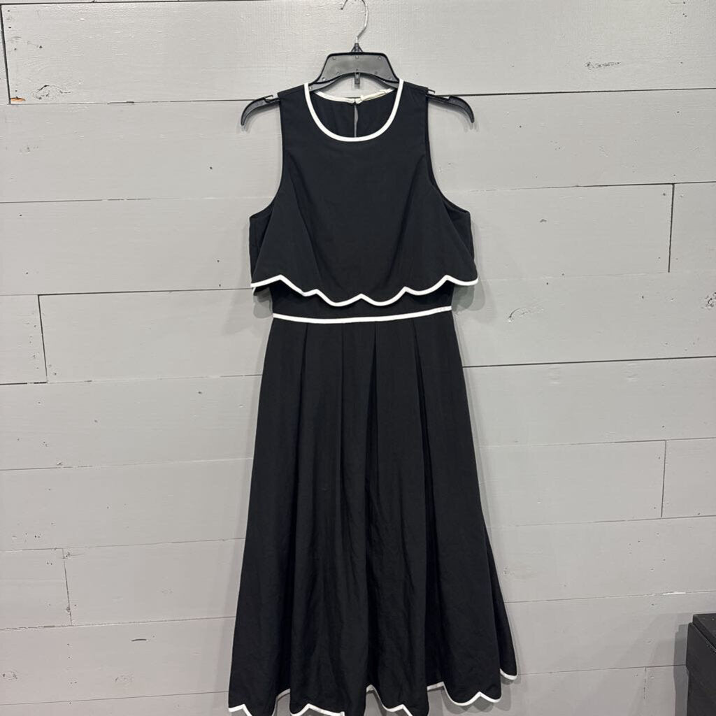 NWT RUFFLE DRESS ,BLK WHT ,S