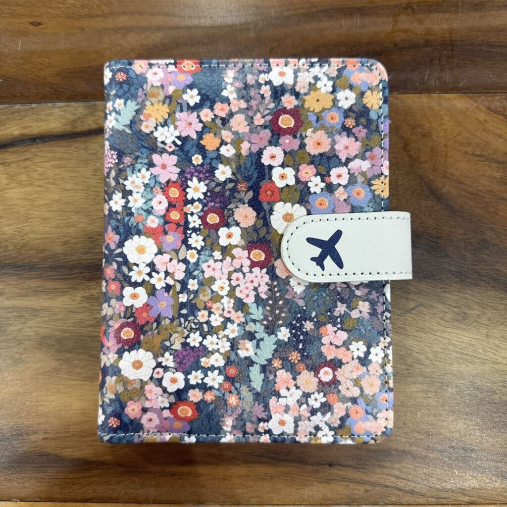 PASSPORT WALLET ,MULTI