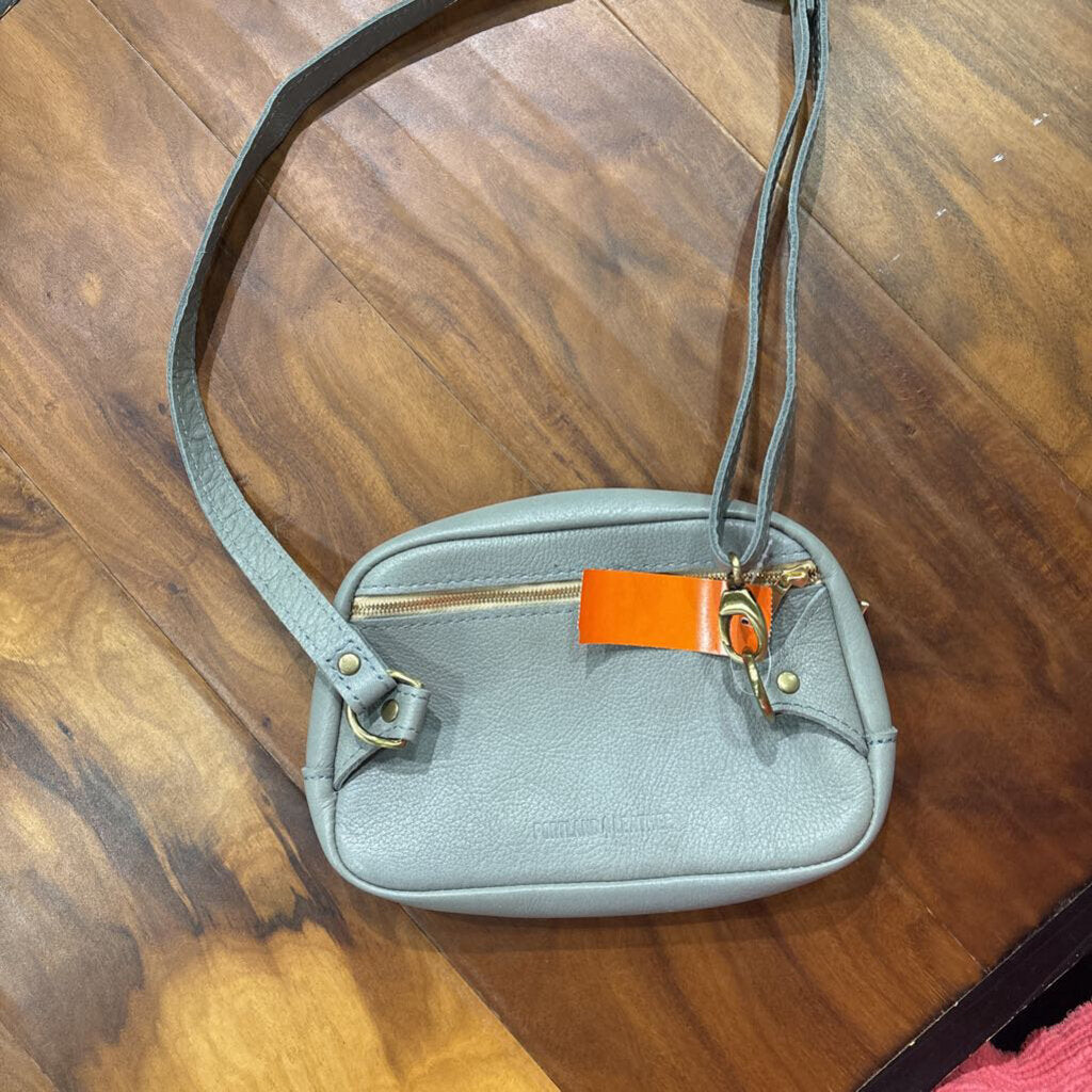 PORTLAND LEATHER,*SLING BAG ,SAGE GRN