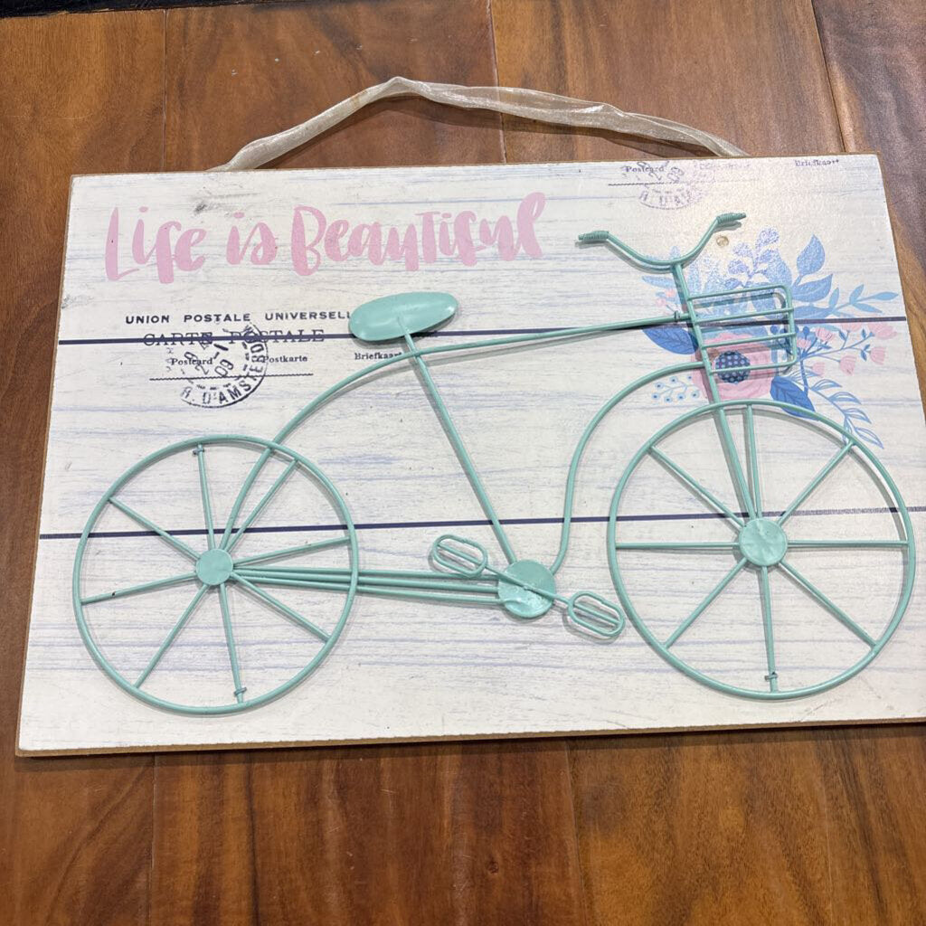 * WIRE BIKE ON WOOD,WHITE