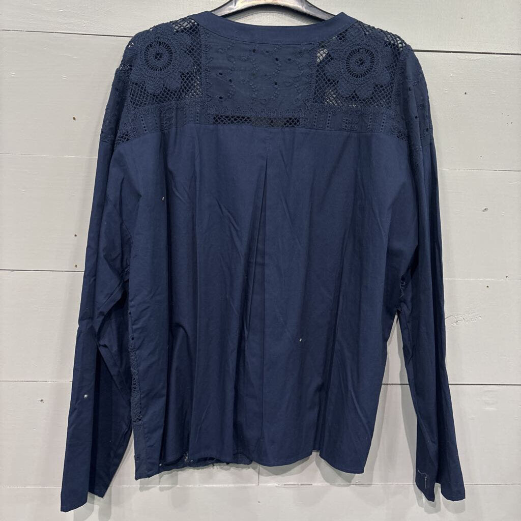 CHARLIE B,*NWT EYELET BLOUSE,NAVY,XXL