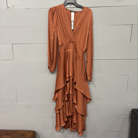 STEVE MADDEN,NWT SILK LIKE RUFFLE DRESS,RUST ,S