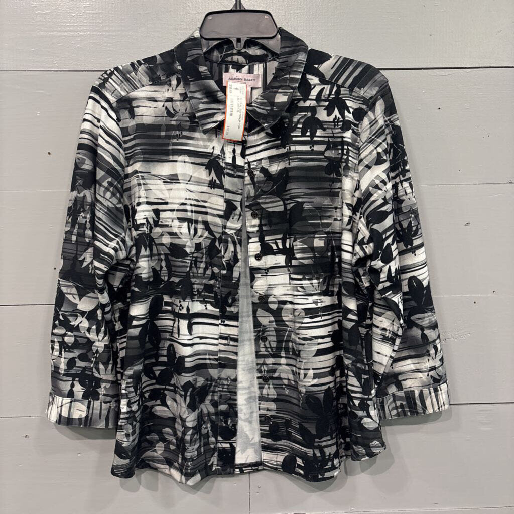 ALLISON DALEY,FLORAL BUTTONUP TOP ,BLK WHT,PL