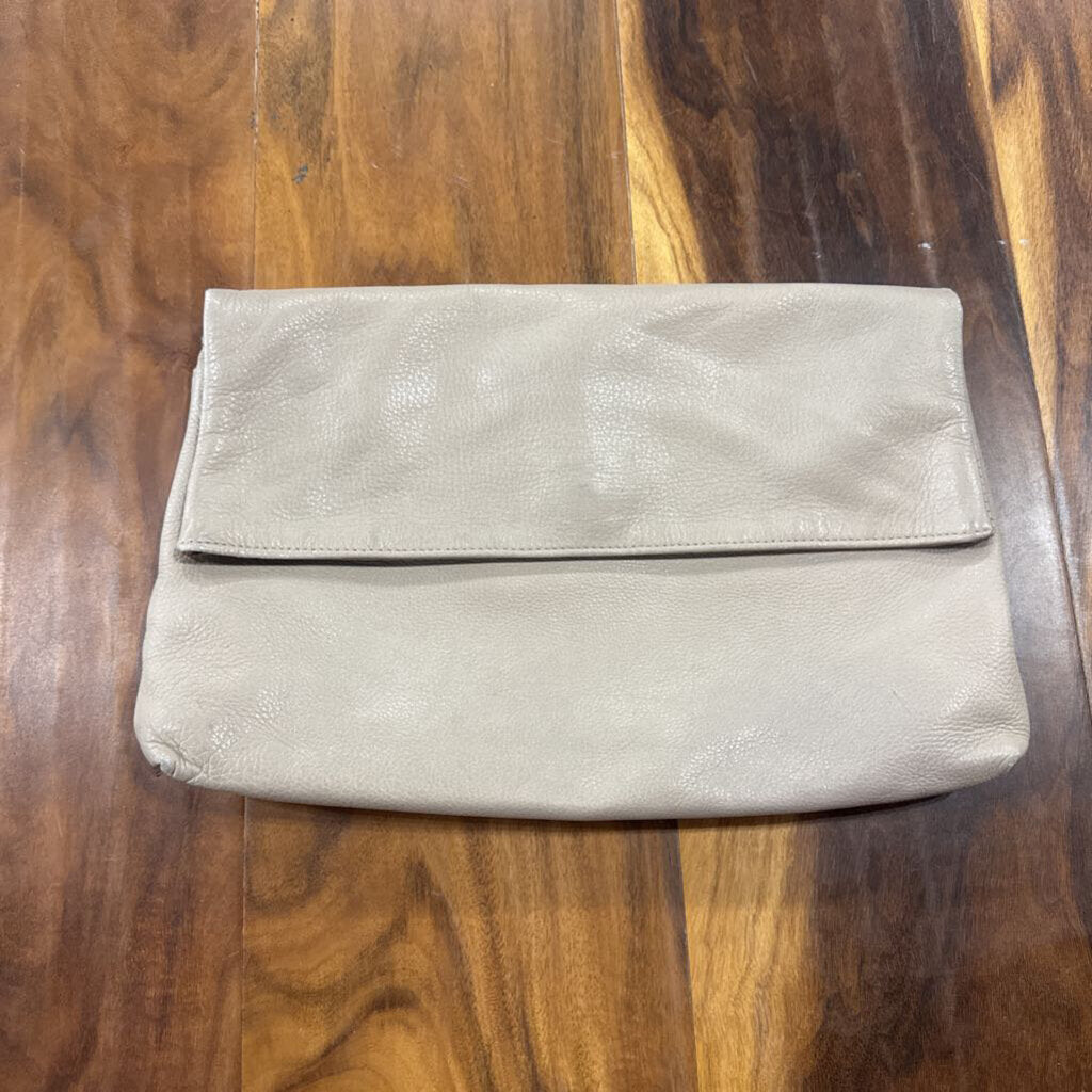 TJW,CREAM LEATHER HANDBAG,CREAM