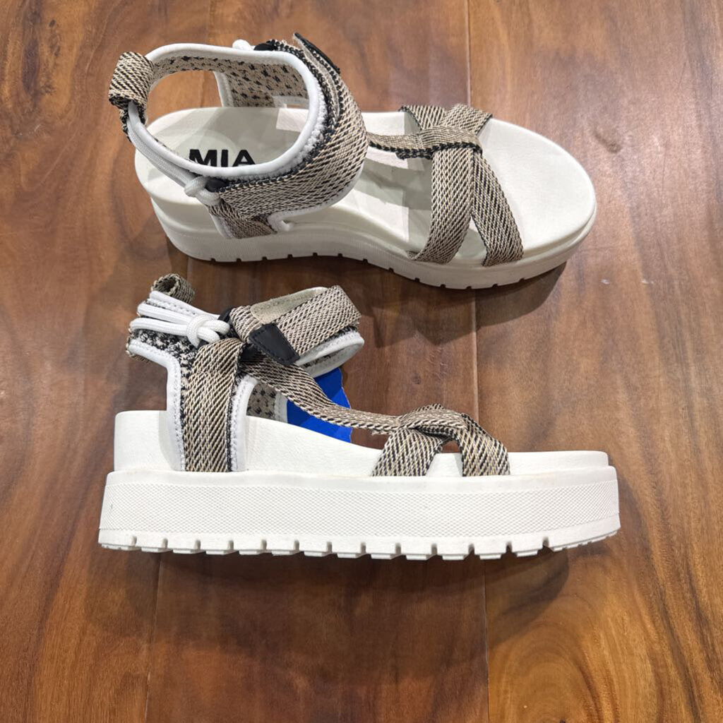 MIA,NEW PLATFORM STRAP SANDAL ,WHT TAN BLK ,6