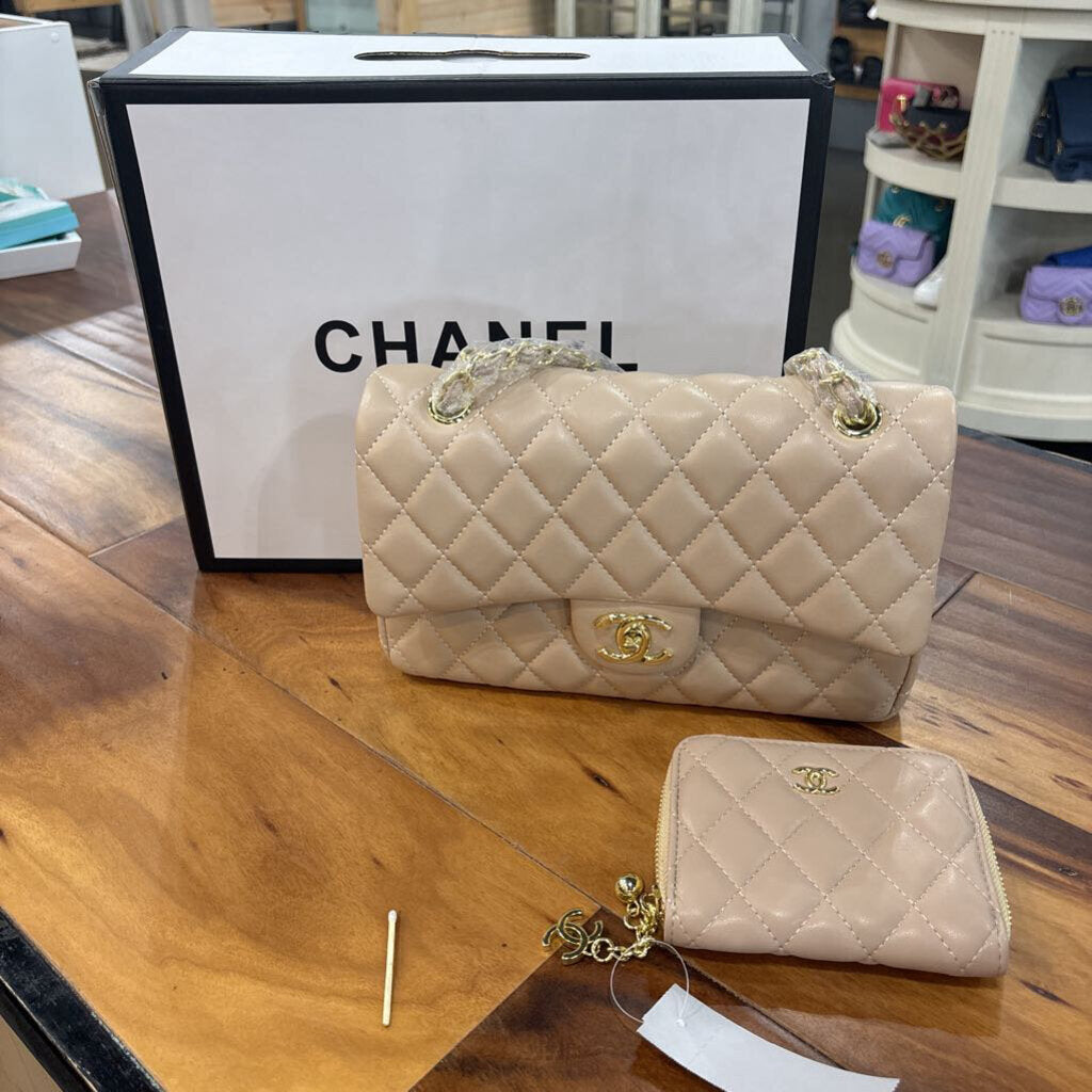 CHANEL (DUPE),NEW QUILTED HANDBAG DUPE ,TAN GOLD