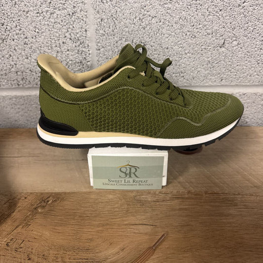 VIVAIA,MESH SNEAKER RETAIL $159,GREEN,39