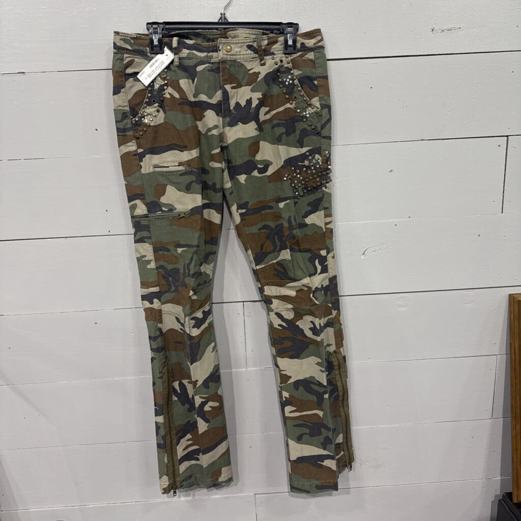 FOR LOVE AND LIBERTY,DENIM PATCH LEOPARD ANKLE PANT,GRN CAMO ,10