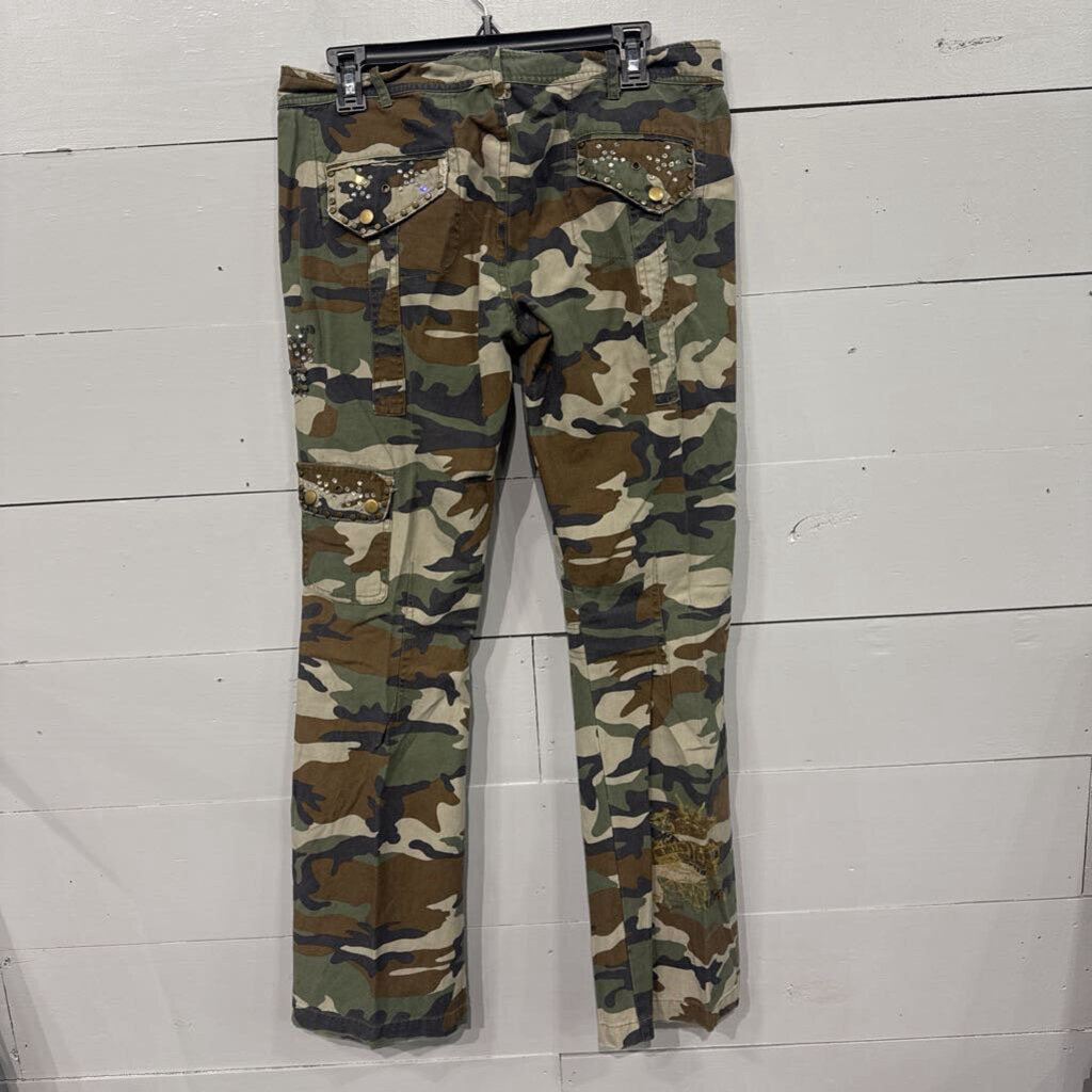 FOR LOVE AND LIBERTY,DENIM PATCH LEOPARD ANKLE PANT,GRN CAMO ,10