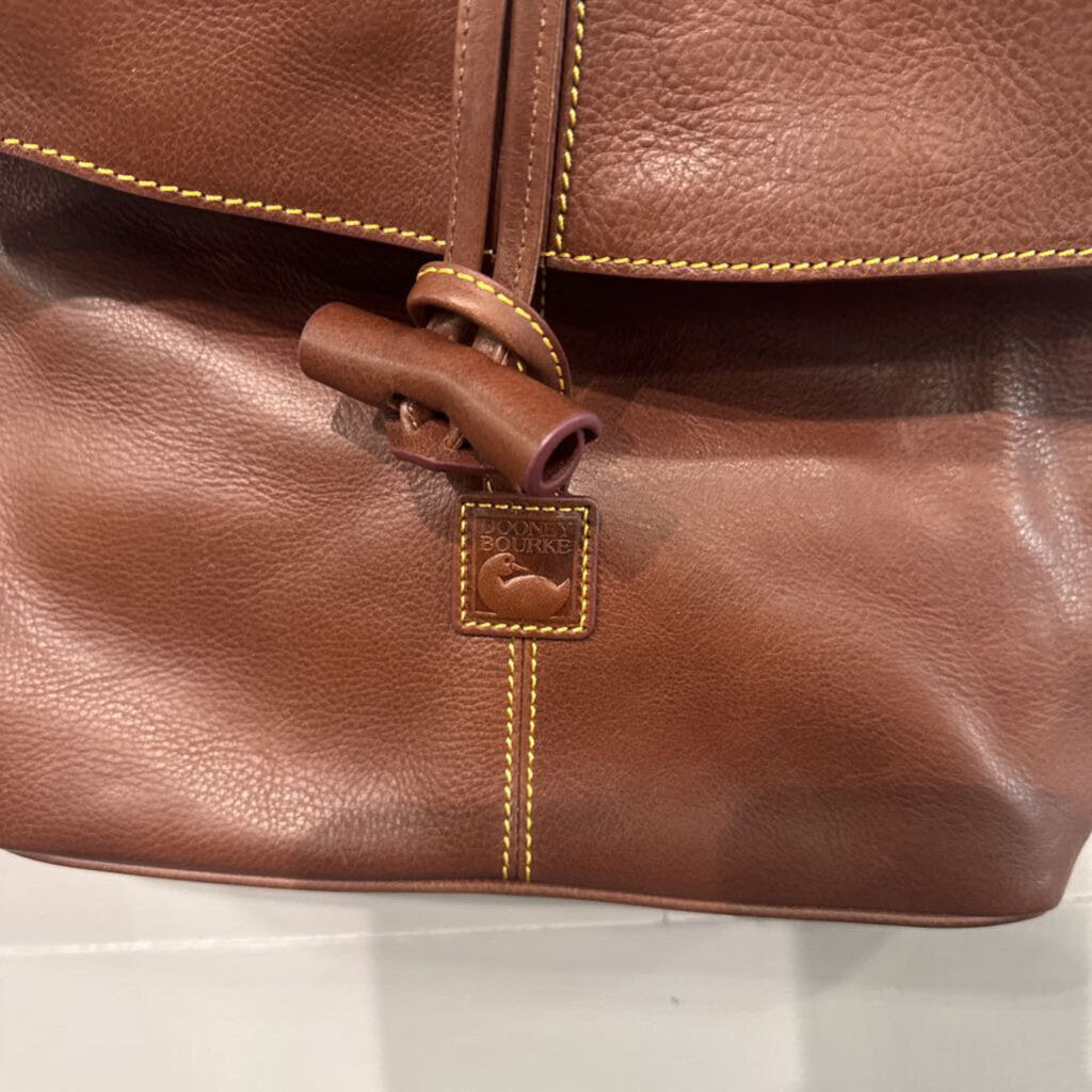 DOONEY & BOURKE,NEW DB LEATHER CROSSBODY RETAIL $378,BRWN