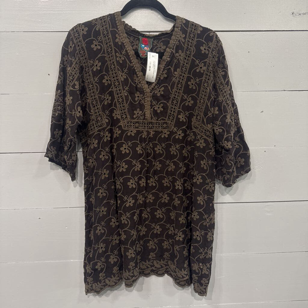 JOHNNY WAS,JW EMBROD EYELET TUNIC TOP,BRN,L