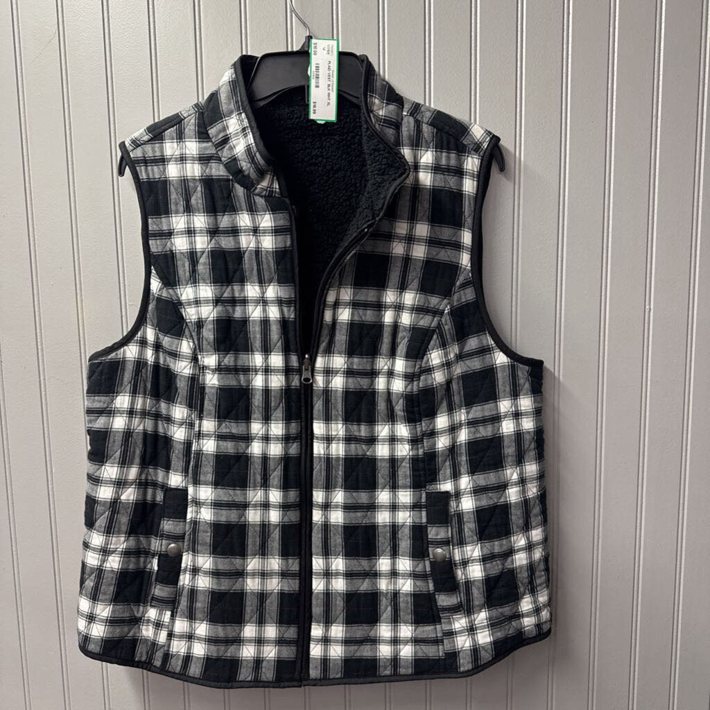 CROFT BARROW,PLAID VEST ,BLK WHT,XL