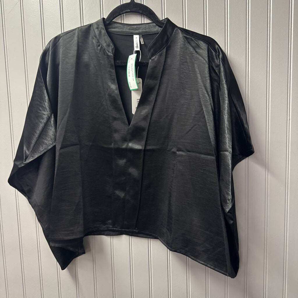 GLAM,NWT SATIN CROP TOP,BLACK,M