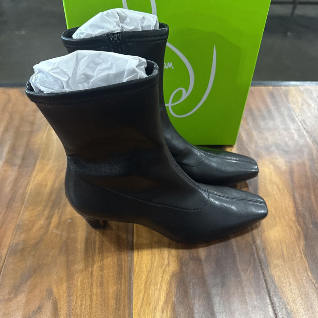 SAM EDELMAM, NWT ZIP HEEL BOOT,BLK,8