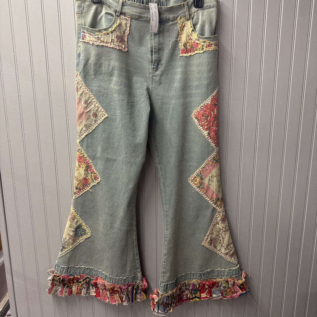 A RARE BIRD,ARB PATCH FLARE PANT ,BLUE MULTI ,XL